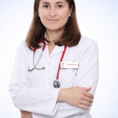 Dr. Mariana Trandafir Calinescu Dr. Mariana Trandafir Calinescu — consultație medicală online pe Ringdoc